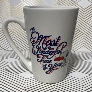 Snoopy White Ceramic Mug with Festive Design